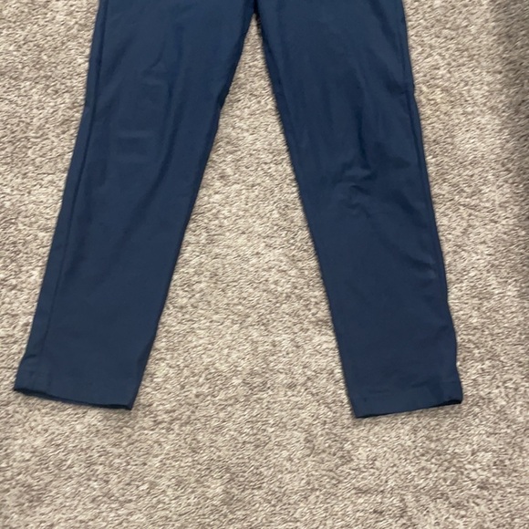 Lululemon  Commission Classic-Fit Pant 29"
Warpstreme Size 32 - Picture 3 of 12